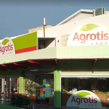 Διαμέρισμα Prime Location - & Beach - Fast Internet 100-25 Mbps - Spacious & Cozy *